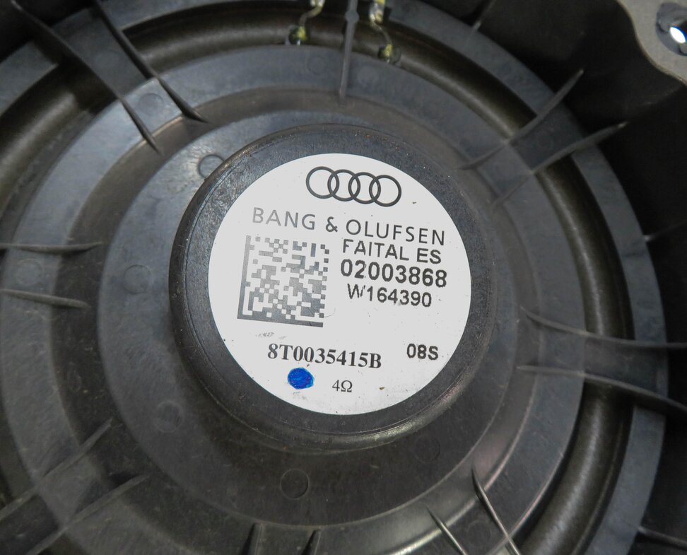Thumbnail 15: 2011 AUDI A5 (B8 8T) CONVERTIBLE BANG & OLUFSEN AUDIO SUBWOOFER SPEAKER SET-12