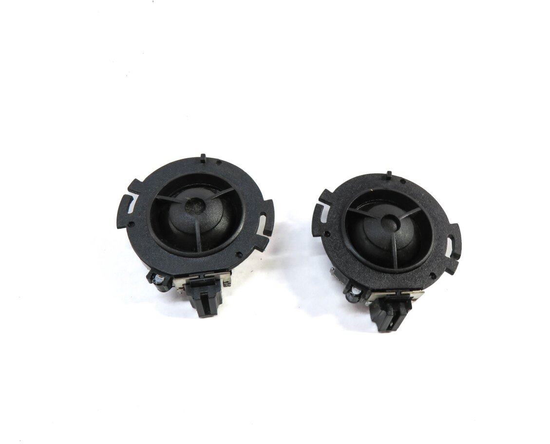 Thumbnail 6: 2011 AUDI A5 (B8 8T) CONVERTIBLE BANG & OLUFSEN AUDIO SUBWOOFER SPEAKER SET-12