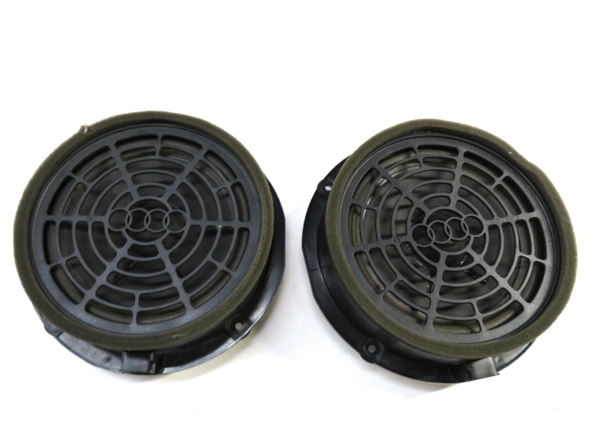 Thumbnail 7: 2011 AUDI A5 (B8 8T) CONVERTIBLE BANG & OLUFSEN AUDIO SUBWOOFER SPEAKER SET-12