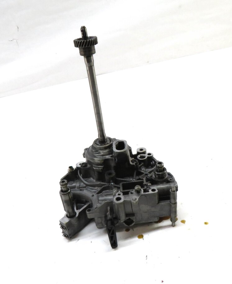 2010-2014 AUDI A5 (B8 8T) (LKV / MVC) 2.0T CVT TRANSMISSION VALVE BODY OIL PUMP