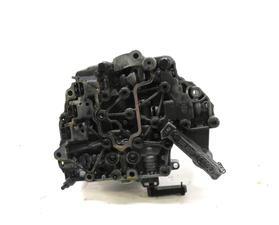 Thumbnail 5: 2010-2014 AUDI A5 (B8 8T) (LKV / MVC) 2.0T CVT TRANSMISSION VALVE BODY OIL PUMP