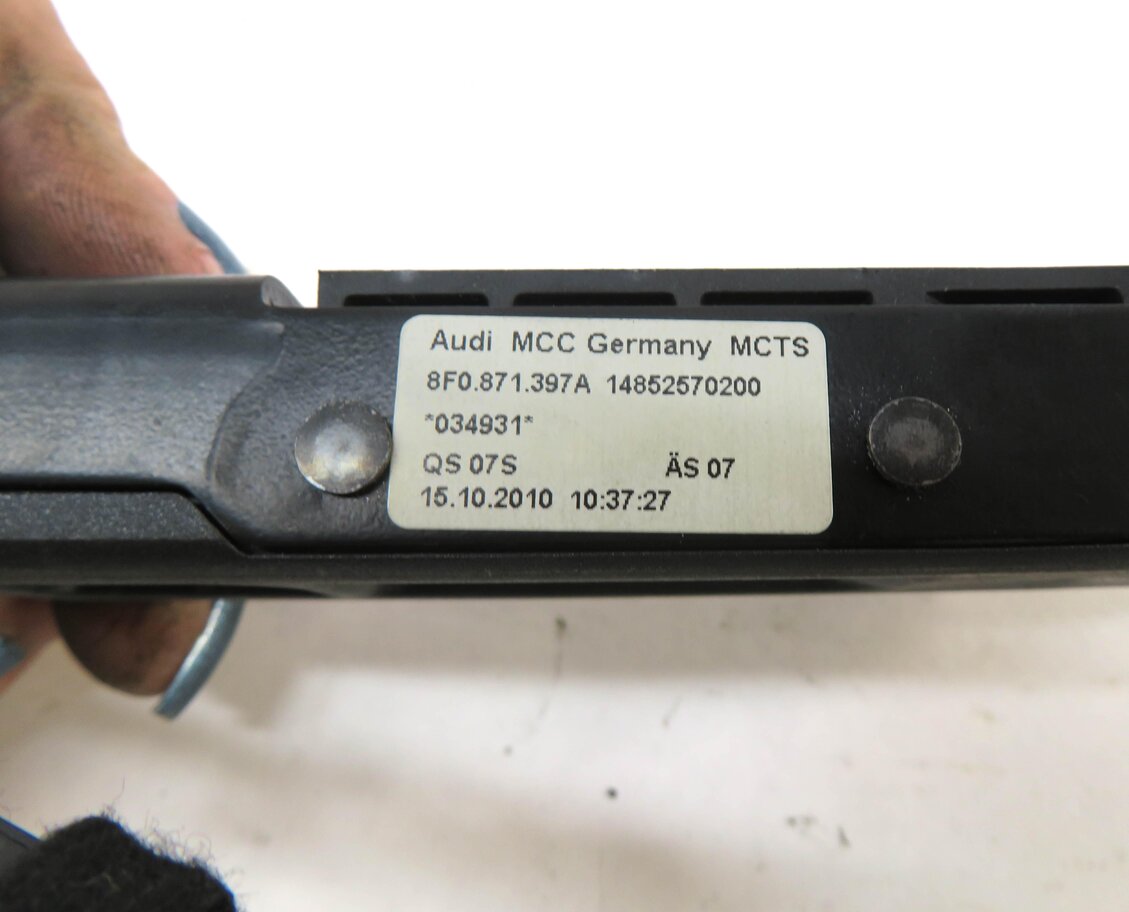 Thumbnail 5: 2011 AUDI A5 (B8 8T) FRONT LEFT & RIGHT CONVERTIBLE TOP LATCH SET-2