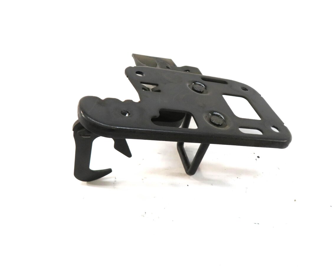 Thumbnail 5: 2011 AUDI A5 (B8 8T) FRONT HOOD SAFETY LATCH CATCH HOOK RELEASE LEVER HANDLE