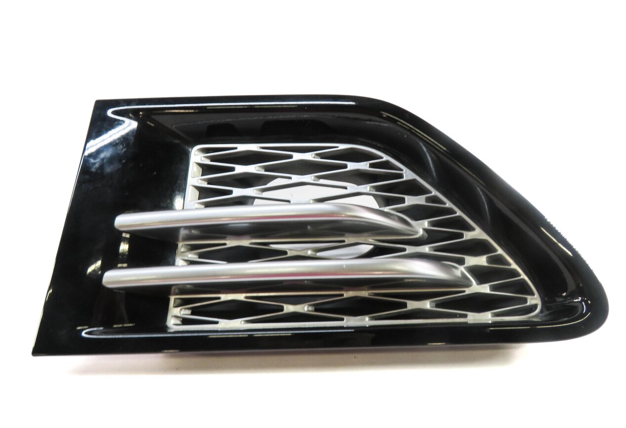 Thumbnail 2: 2012 RANGE ROVER SPORT (L320) LEFT FRONT DRIVER FENDER VENT GRILLE TRIM (BLACK)