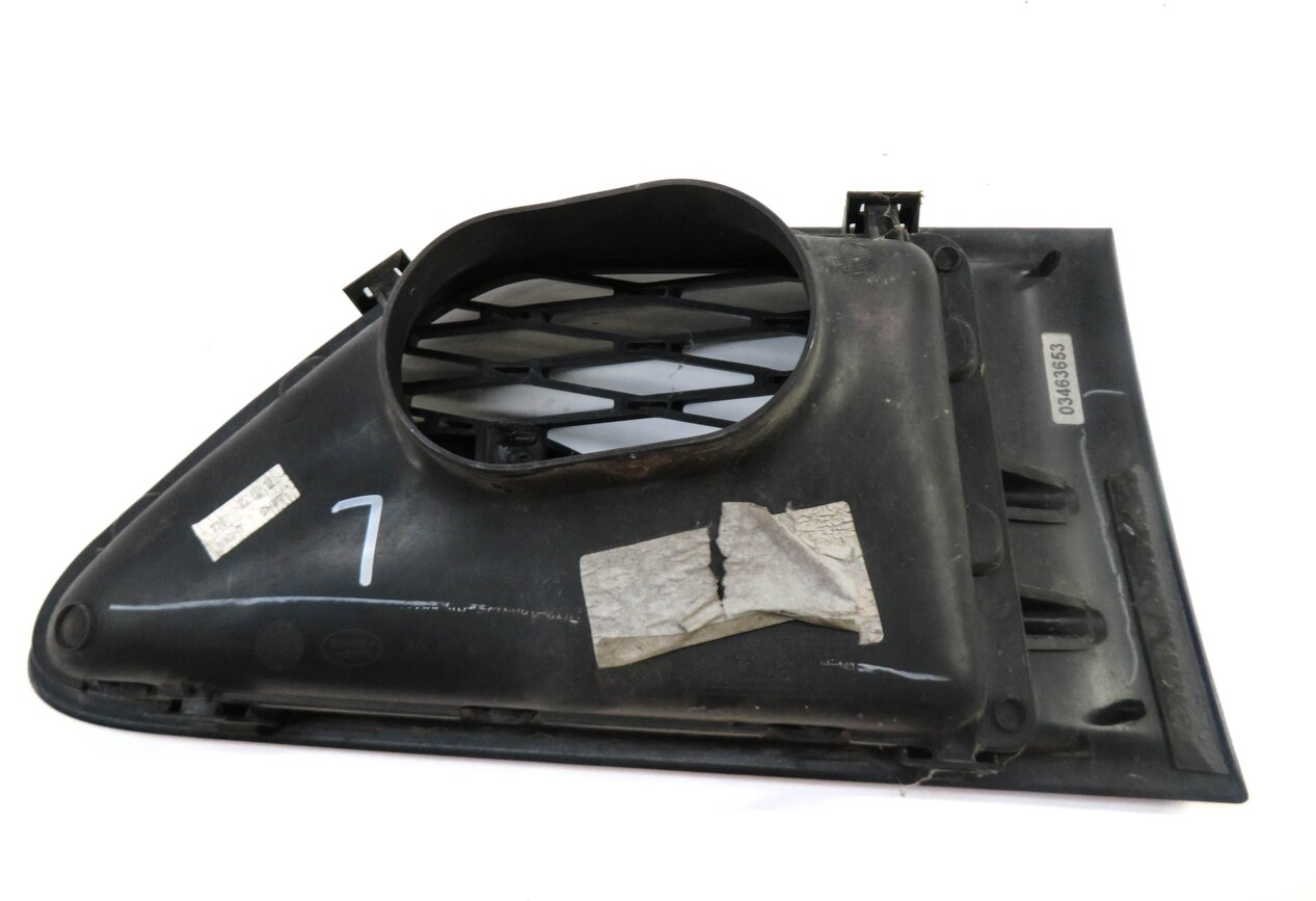 Thumbnail 4: 2012 RANGE ROVER SPORT (L320) LEFT FRONT DRIVER FENDER VENT GRILLE TRIM (BLACK)
