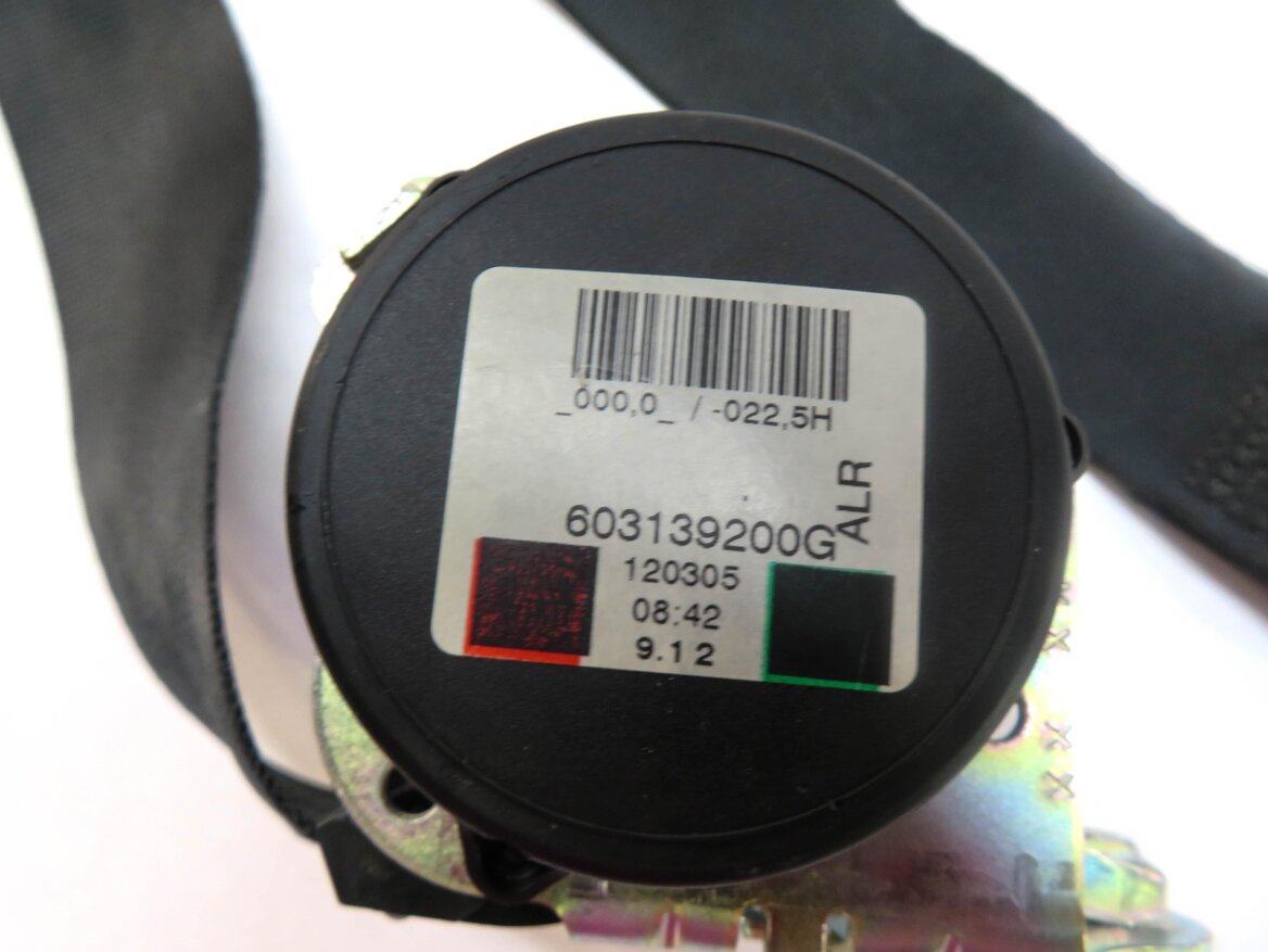 Thumbnail 5: 2012 RANGE ROVER SPORT (L320) REAR 2nd SECOND ROW SEAT CENTER SEATBELT RETRACTOR