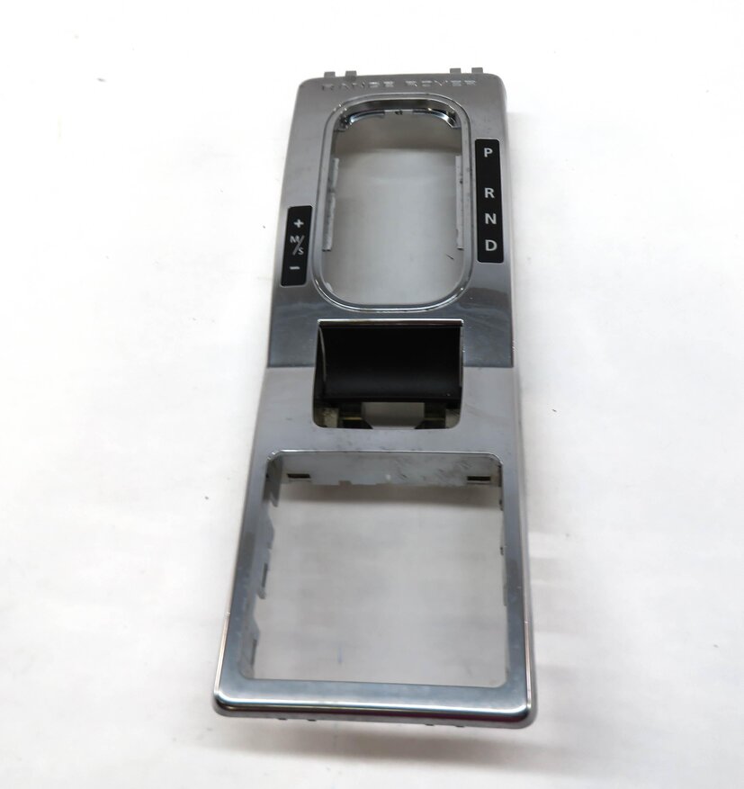 Thumbnail 2: 2012 RANGE ROVER SPORT (L320) GEAR SHIFTER SHIFT INDICATOR TRIM PANEL