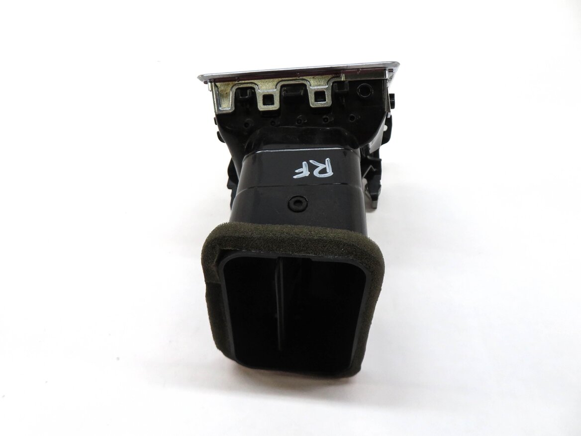 Thumbnail 3: 2012 RANGE ROVER SPORT (L320) RIGHT PASSENGER DASH OUTER HEATER A/C AIR VENT