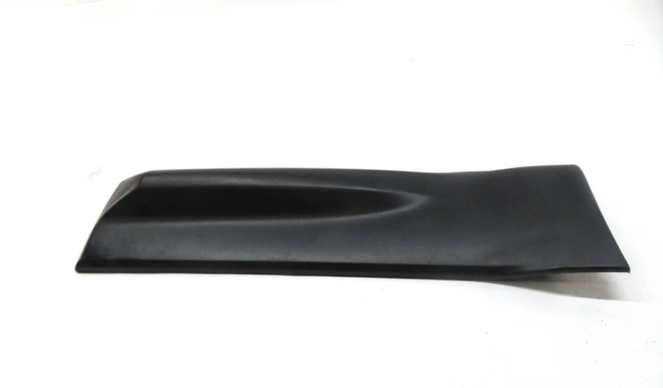 Thumbnail 3: 2012 RANGE ROVER SPORT (L320) RIGHT REAR DOOR RUNNER TRIM MOULDING STRIP