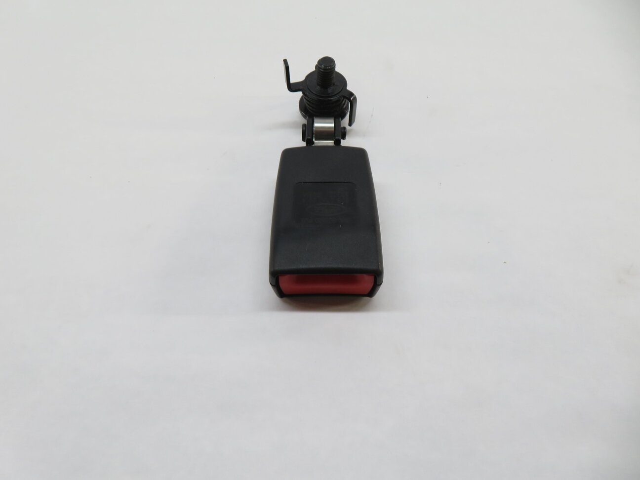 Thumbnail 3: 2012 RANGE ROVER SPORT (L320) REAR 2nd ROW SEAT RIGHT SEATBELT BUCKLE RECEIVER