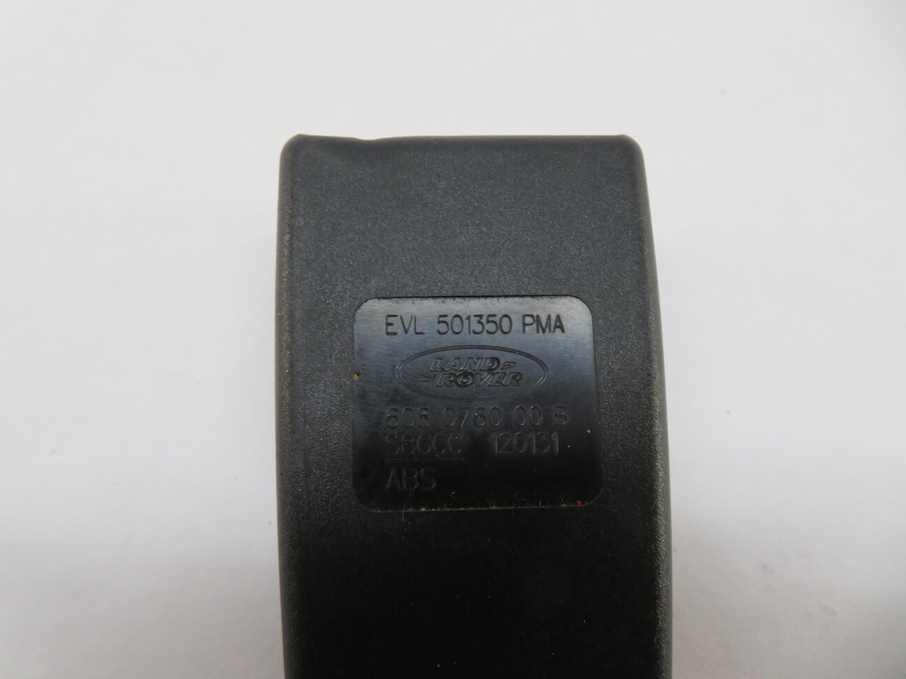 Thumbnail 5: 2012 RANGE ROVER SPORT (L320) REAR 2nd ROW SEAT LEFT SEATBELT BUCKLE RECEIVER