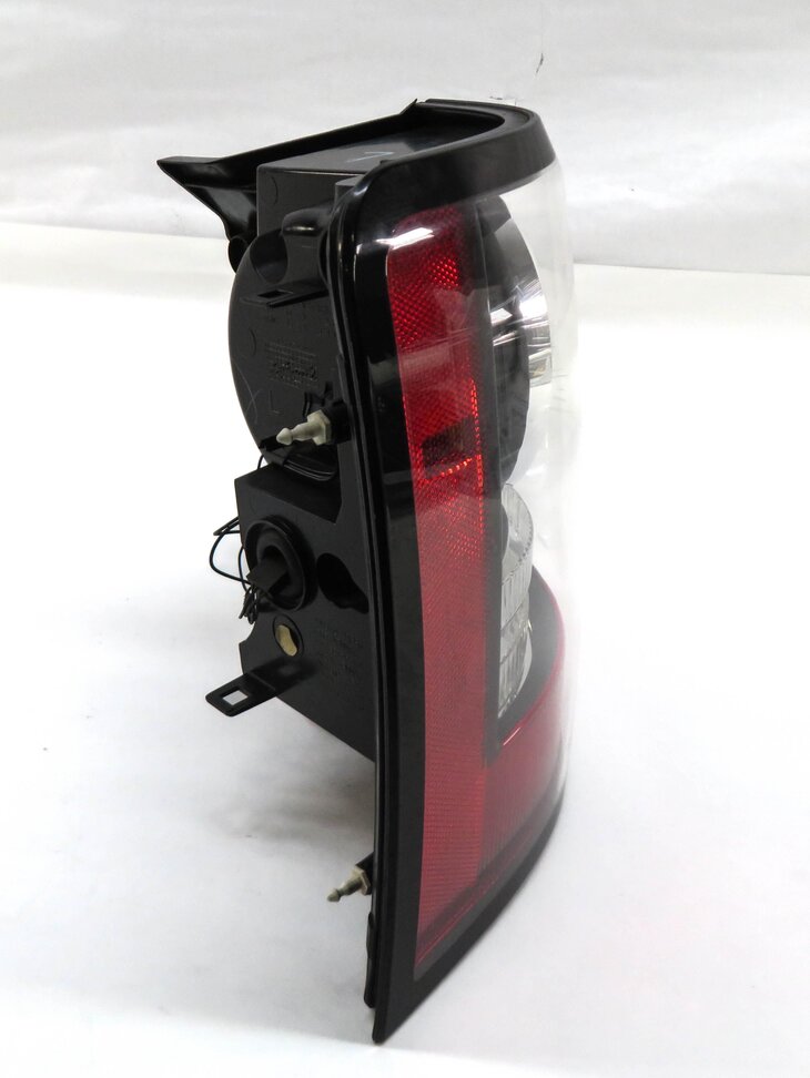 Thumbnail 4: 2012-2013 RANGE ROVER SPORT (L320) LEFT DRIVER REAR TAILLIGHT BRAKE LIGHT LAMP