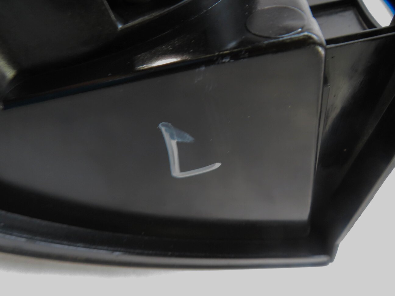 Thumbnail 6: 2012-2013 RANGE ROVER SPORT (L320) LEFT DRIVER REAR TAILLIGHT BRAKE LIGHT LAMP