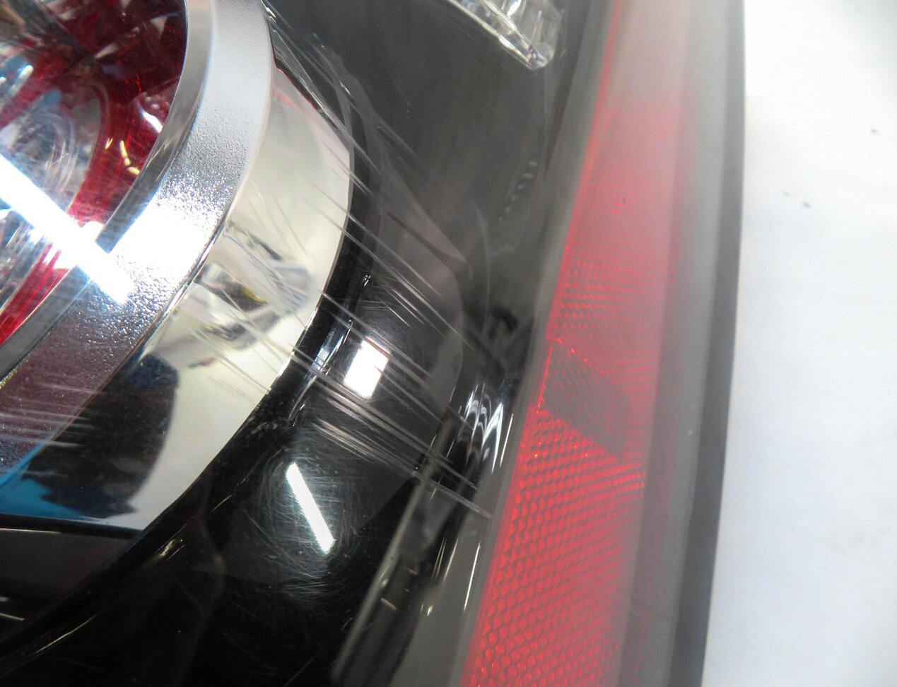 Thumbnail 7: 2012-2013 RANGE ROVER SPORT (L320) LEFT DRIVER REAR TAILLIGHT BRAKE LIGHT LAMP
