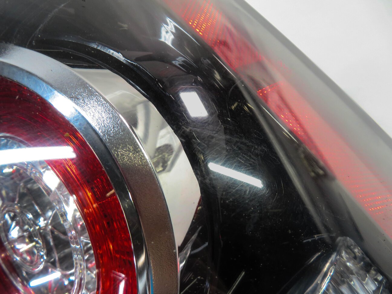 Thumbnail 7: 12-13 RANGE ROVER SPORT (L320) RIGHT PASSENGER REAR TAILLIGHT BRAKE LIGHT LAMP