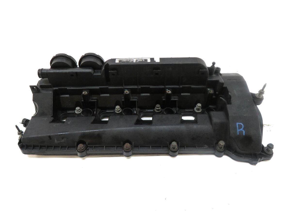 Thumbnail 2: 10-18 RANGE ROVER SPORT (L320 L322 L494 L405) 5.0L V8 - RIGHT ENGINE VALVE COVER