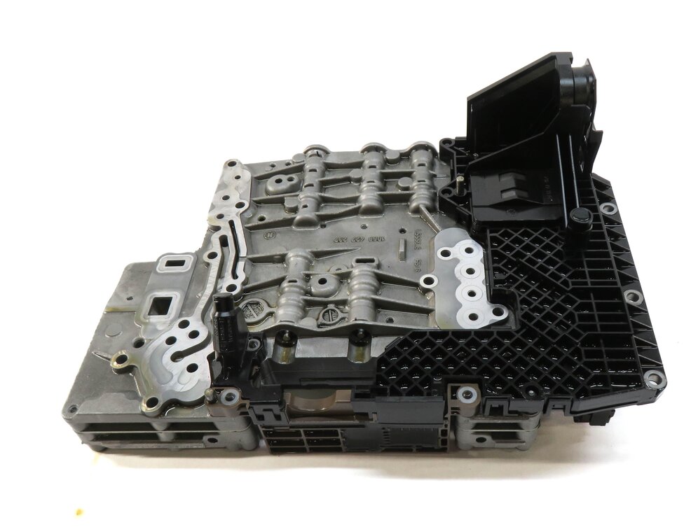 Thumbnail 2: 12-13 RANGE ROVER SPORT (L320 L322) 5.0L SUPERCHARGED - TRANSMISSION VALVE BODY
