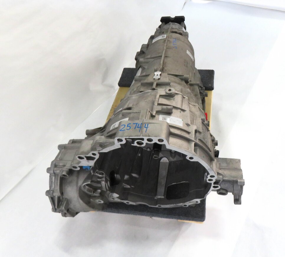 Thumbnail 3: 14-16 AUDI Q5 (B8 8R) TDI DIESEL PFJ 8-SPEED A/T TRANSMISSION ASSEMBLY (105k)