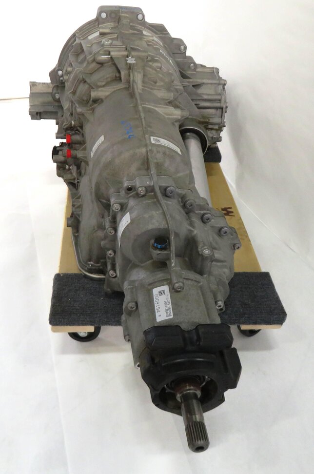 Thumbnail 5: 14-16 AUDI Q5 (B8 8R) TDI DIESEL PFJ 8-SPEED A/T TRANSMISSION ASSEMBLY (105k)
