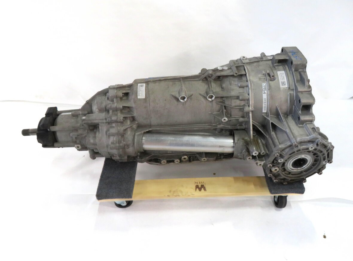 Thumbnail 6: 14-16 AUDI Q5 (B8 8R) TDI DIESEL PFJ 8-SPEED A/T TRANSMISSION ASSEMBLY (105k)