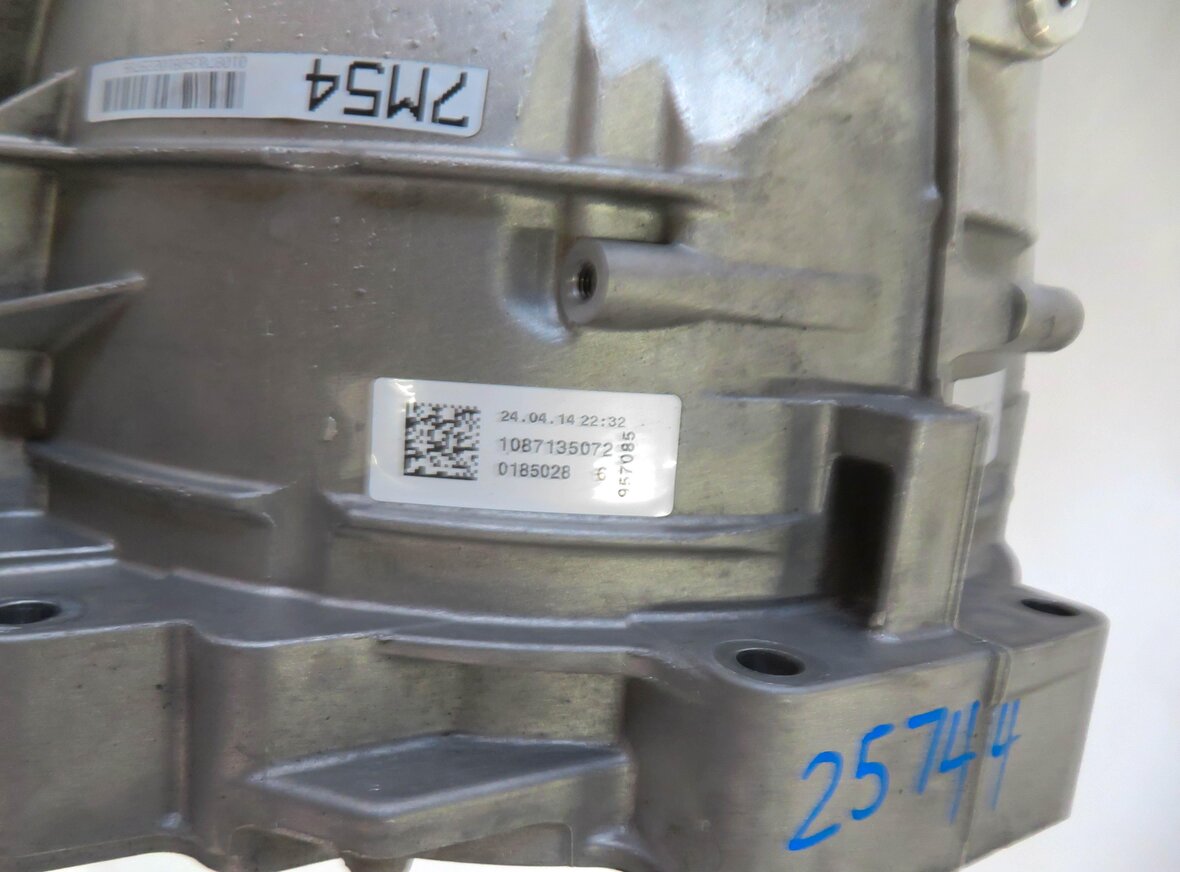 Thumbnail 7: 14-16 AUDI Q5 (B8 8R) TDI DIESEL PFJ 8-SPEED A/T TRANSMISSION ASSEMBLY (105k)