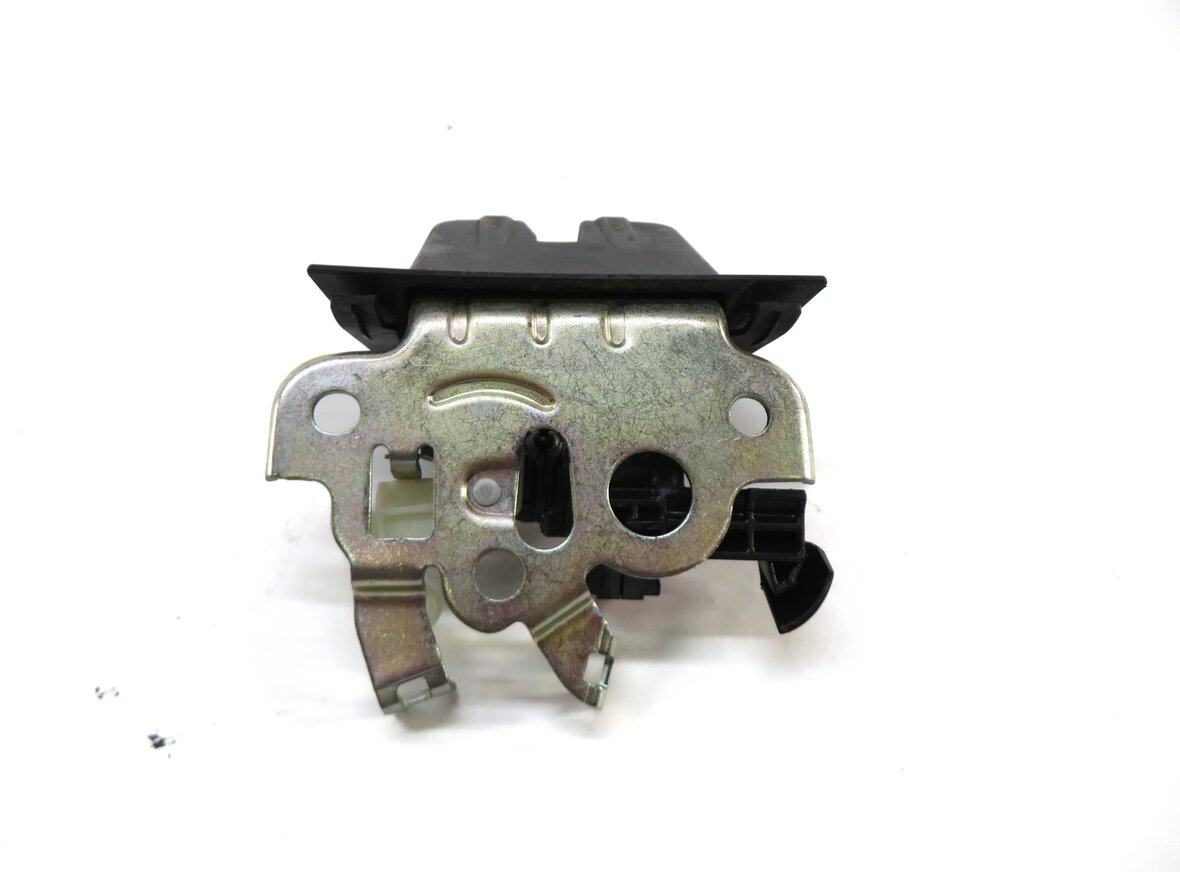 Thumbnail 3: 2014 AUDI Q5 (B8 8R) REAR TRUNK LOCK LATCH ACTUATOR