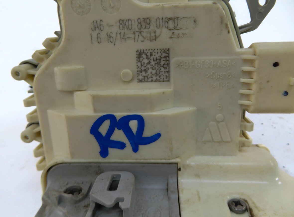 Thumbnail 5: 10-18 AUDI A3 A4 A8 Q3 Q5 S3 S4 SQ5 S8 (B8 D4 4H 8K 8R 8V) RIGHT REAR DOOR LATCH