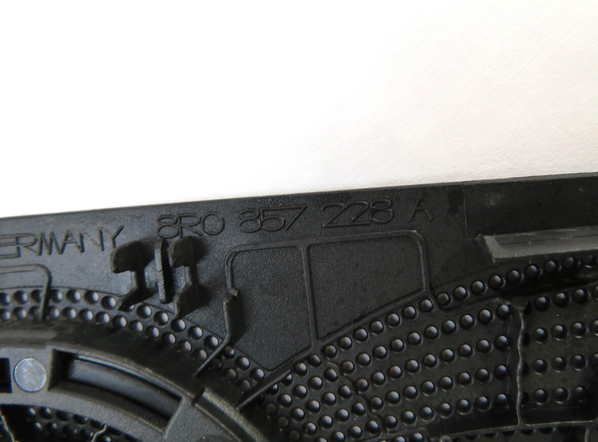 Thumbnail 6: 2014 AUDI Q5 (B8 8R) BANG & OLUFSEN AUDIO SPEAKER GRILLE TRIM COVER SET-13