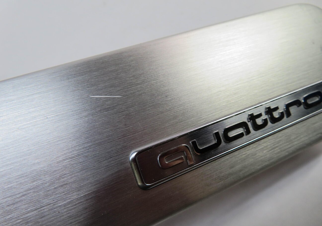 Thumbnail 4: 2014 AUDI Q5 (B8 8R) DASH & DOOR INTERIOR TRIM PANEL SET (BRUSHED ALUMINUM)