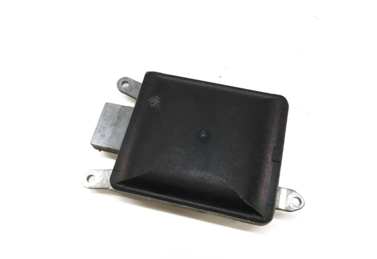 2012-2015 AUDI A6 S6 (C7) RIGHT PASSENGER REAR BLIND SPOT ALERT MODULE (MASTER)