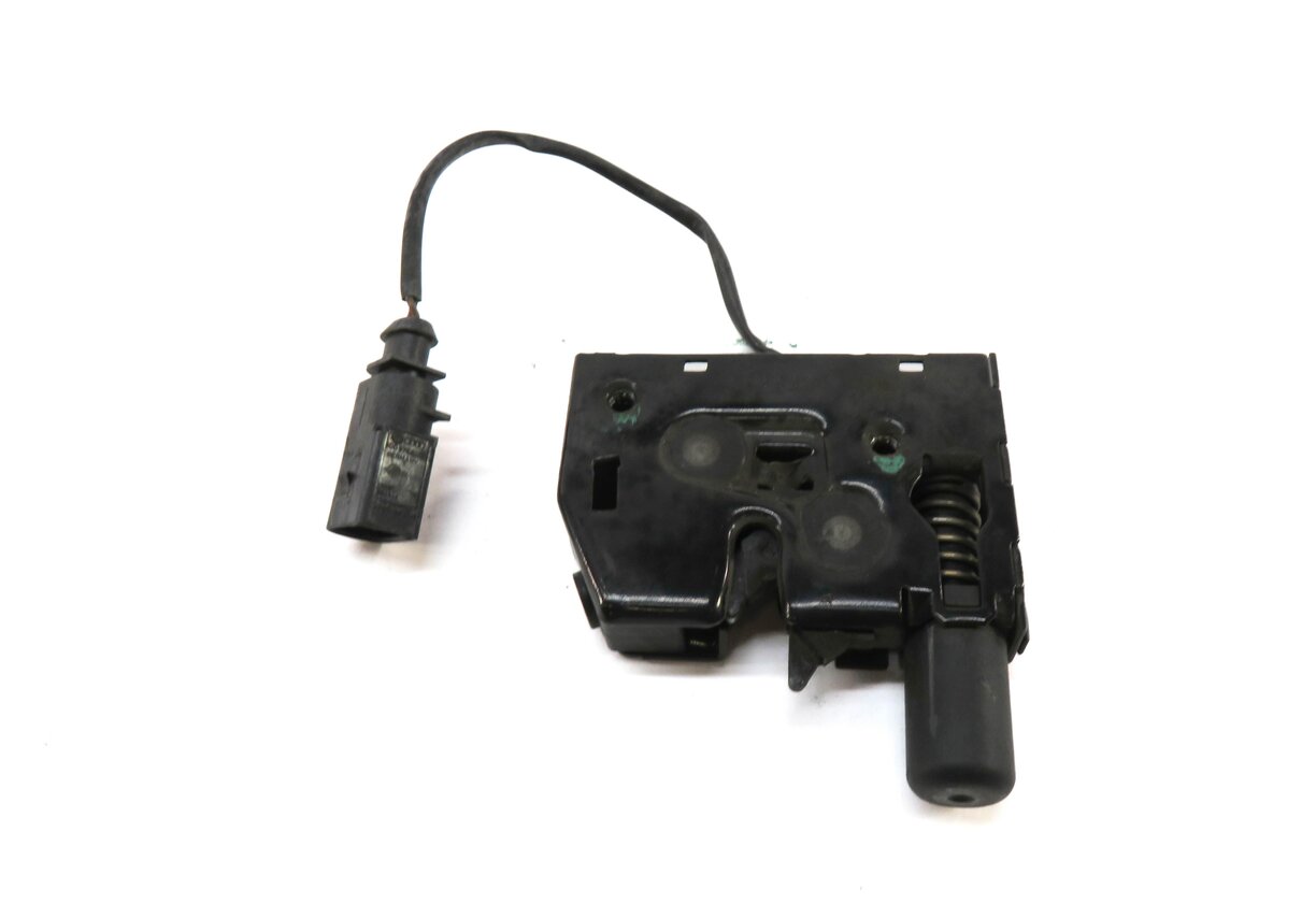 Thumbnail 3: 2013 AUDI A6 (C7) LEFT FRONT DRIVER LOWER HOOD LOCK LATCH STRIKER SPRING