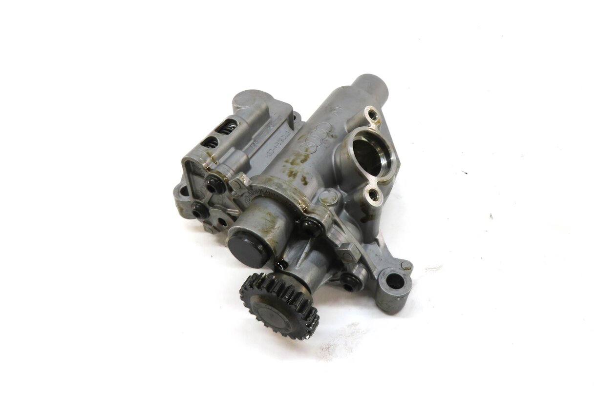 2013 AUDI A6 (C7) 2.0L CAEB TURBO ENGINE OIL PUMP