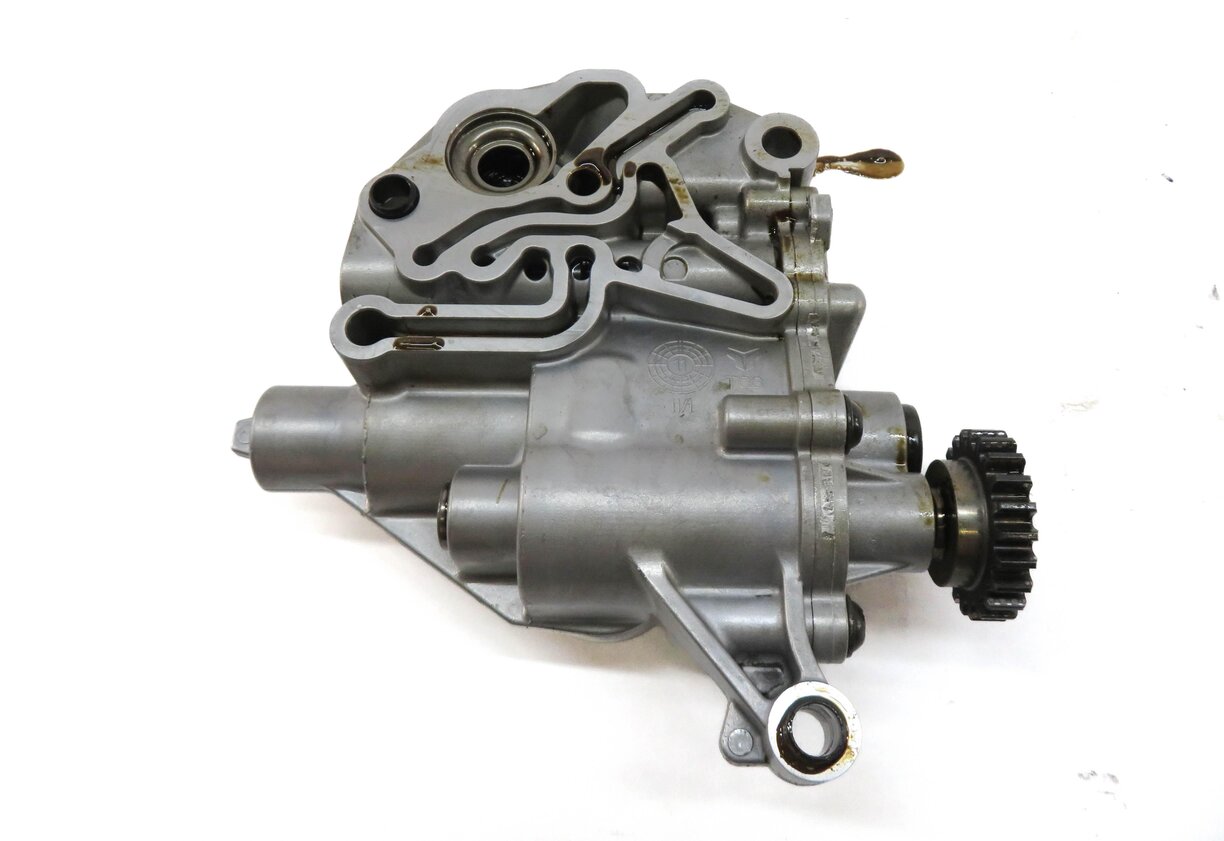 Thumbnail 5: 2013 AUDI A6 (C7) 2.0L CAEB TURBO ENGINE OIL PUMP