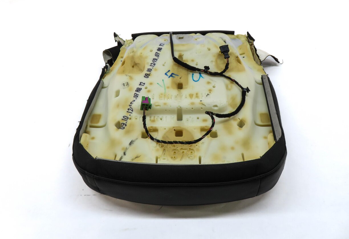 Thumbnail 4: 2013 AUDI A6 (C7) LEFT FRONT DRIVER LOWER BOTTOM HEATED SEAT CUSHION (BLACK)