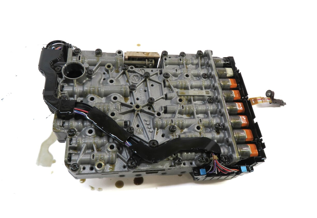 Thumbnail 4: 2013-2015 AUDI A6 (C7) 2.0L AWD QUATTRO - A/T AUTOMATIC TRANSMISSION VALVE BODY
