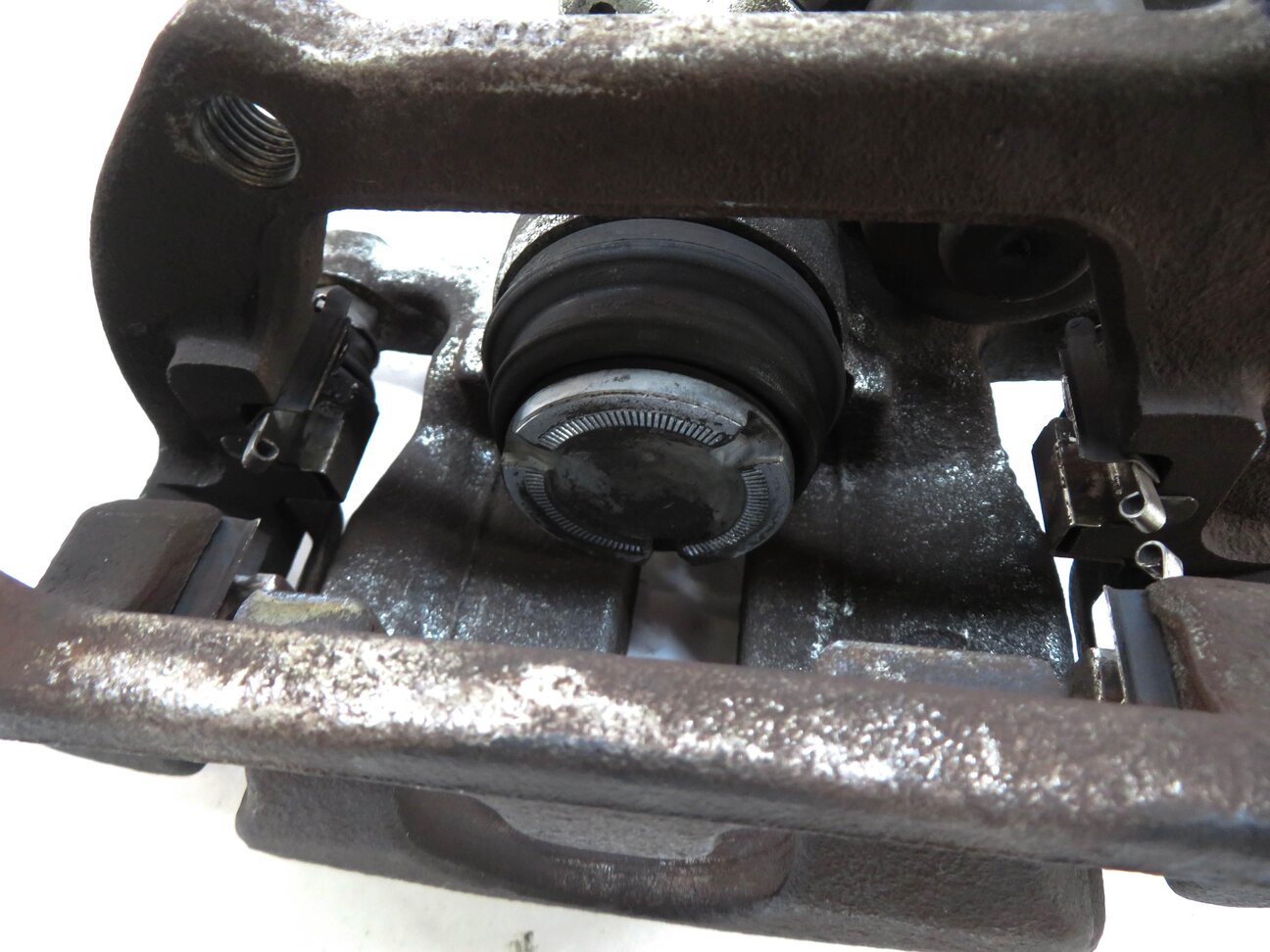 Thumbnail 6: 2012-2018 AUDI A6 A7 (C7) RIGHT PASSENGER REAR DISC BRAKE CALIPER (300mm ROTOR)