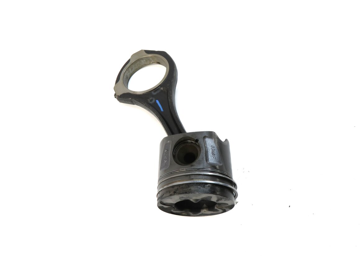 09-13 MERCEDES E GL ML R (W164 W212 W251 X164) 3.0L DIESEL ENGINE - RIGHT PISTON