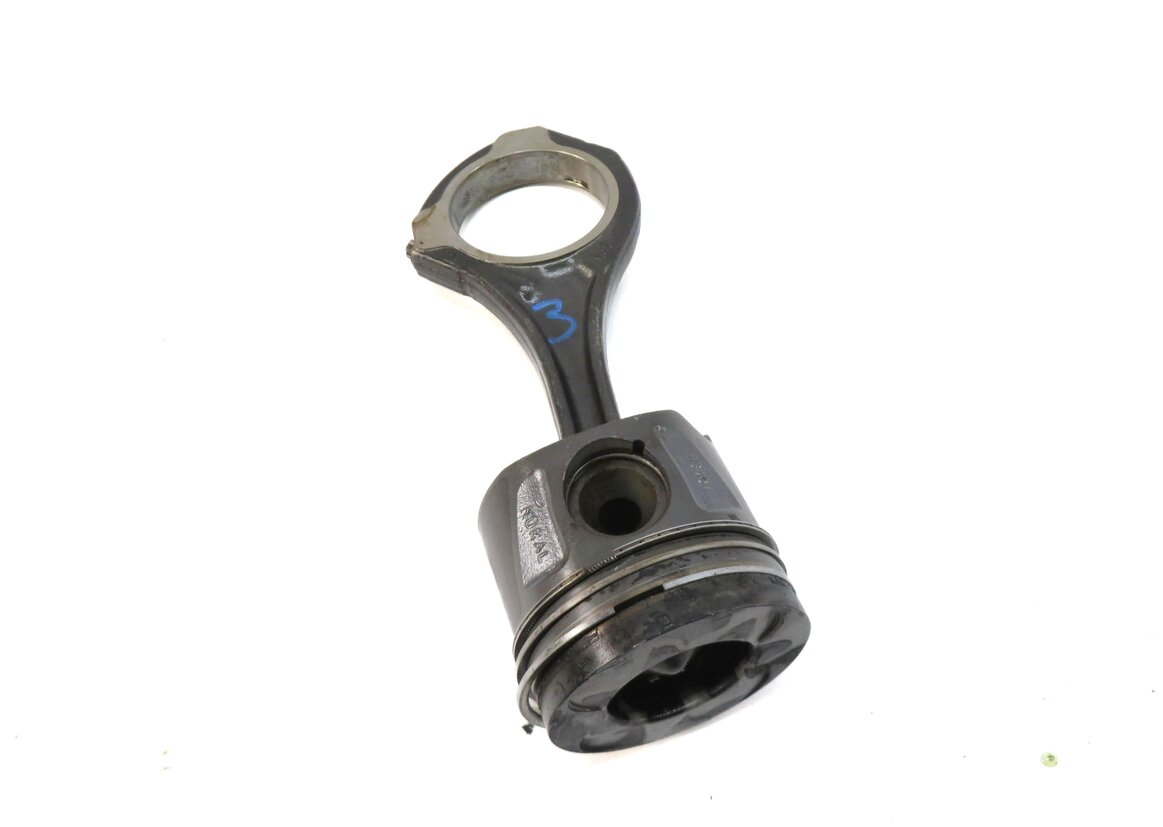 09-13 MERCEDES E GL ML R (W164 W212 W251 X164) 3.0L DIESEL ENGINE - RIGHT PISTON