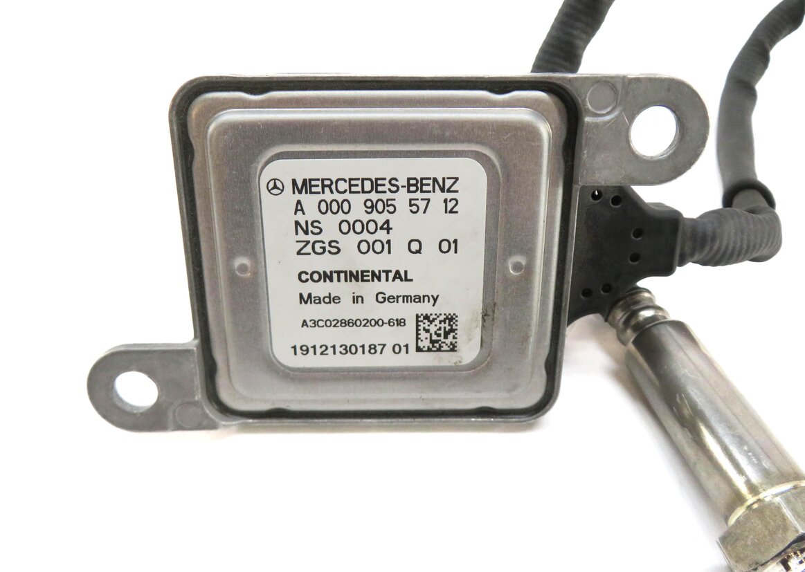 Thumbnail 4: 2010 MERCEDES ML350 (W164) 3.0L OM642 DIESEL EXHAUST NOX NITROGEN OXIDE SENSOR
