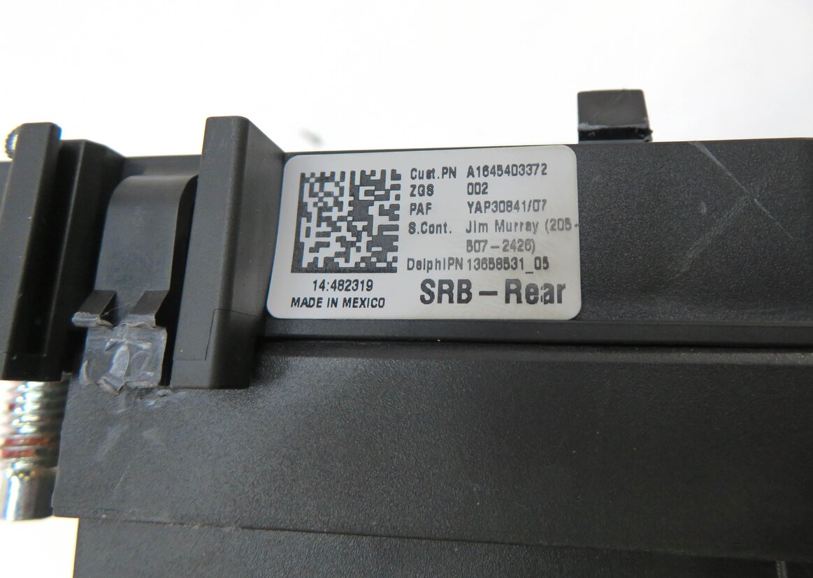 Thumbnail 4: 2010 MERCEDES ML350 (W164) REAR POWER JUNCTION RELAY FUSE BOX