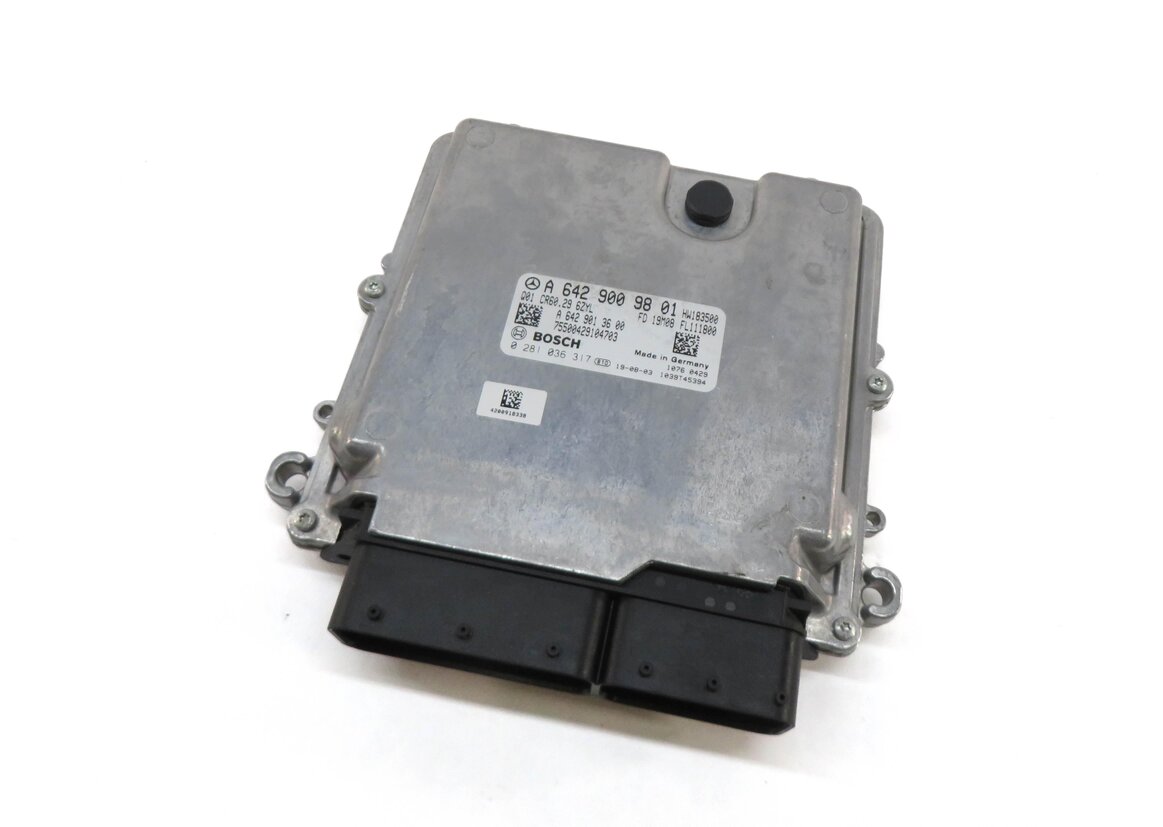 10-12 MERCEDES E GL ML R (W164 W212 W251 X164) 3.0L DIESEL ENGINE CONTROL MODULE