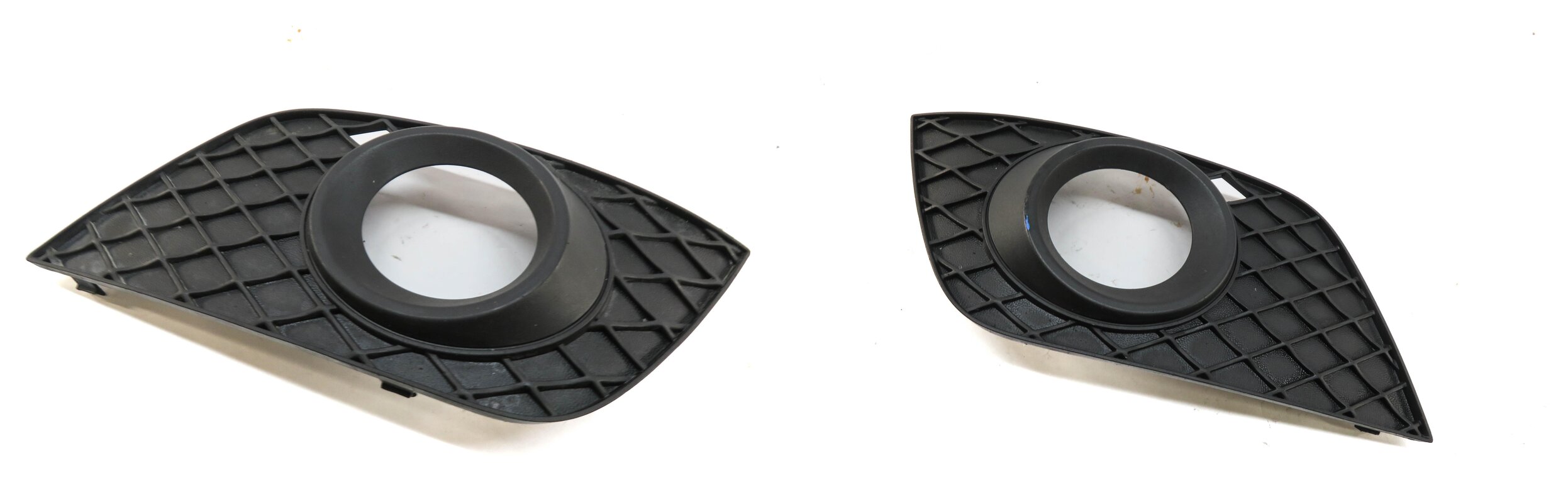 2010 MERCEDES ML350 (W164) FRONT LEFT & RIGHT FOGLIGHT FOG LIGHT GRILLE TRIM SET