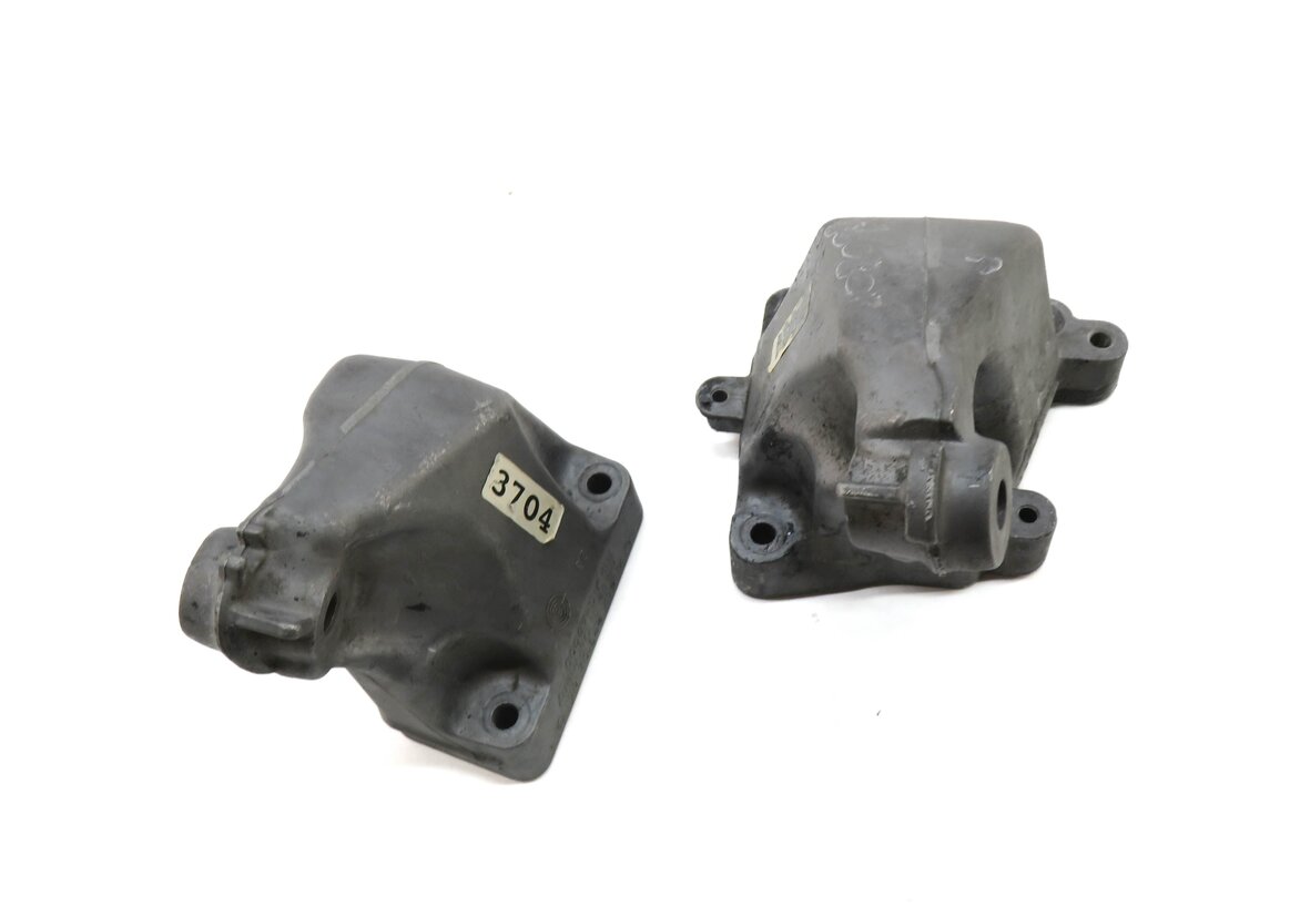 Thumbnail 2: 2010 MERCEDES ML350 (W164) 3.0L OM642 DIESEL ENGINE MOTOR MOUNT BRACKET SET-2