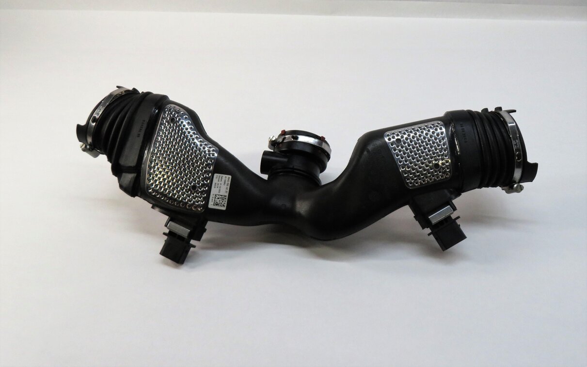 Thumbnail 3: 2010 MERCEDES ML350 (W164) 3.0L OM642 DIESEL ENGINE AIR INTAKE DUCT w/ SENSORS