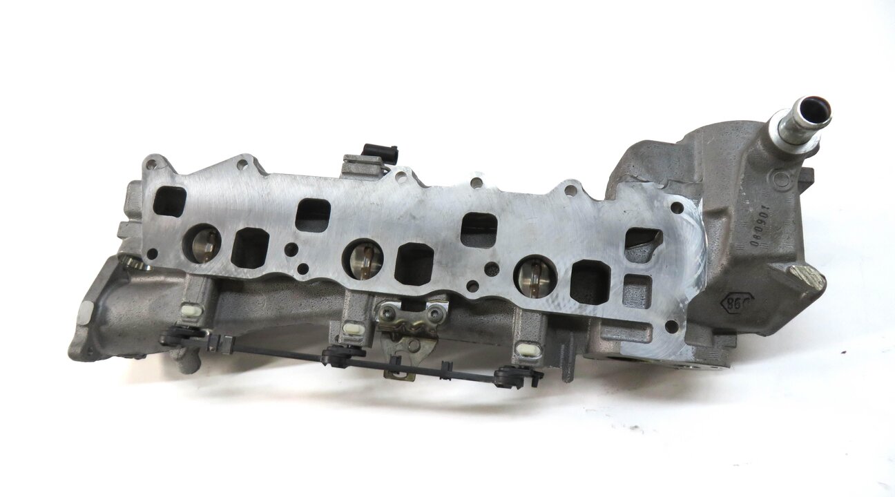 Thumbnail 4: 09-13 MERCEDES GL ML R (W164 W251 X164) 3.0L OM642 DIESEL LEFT INTAKE MANIFOLD