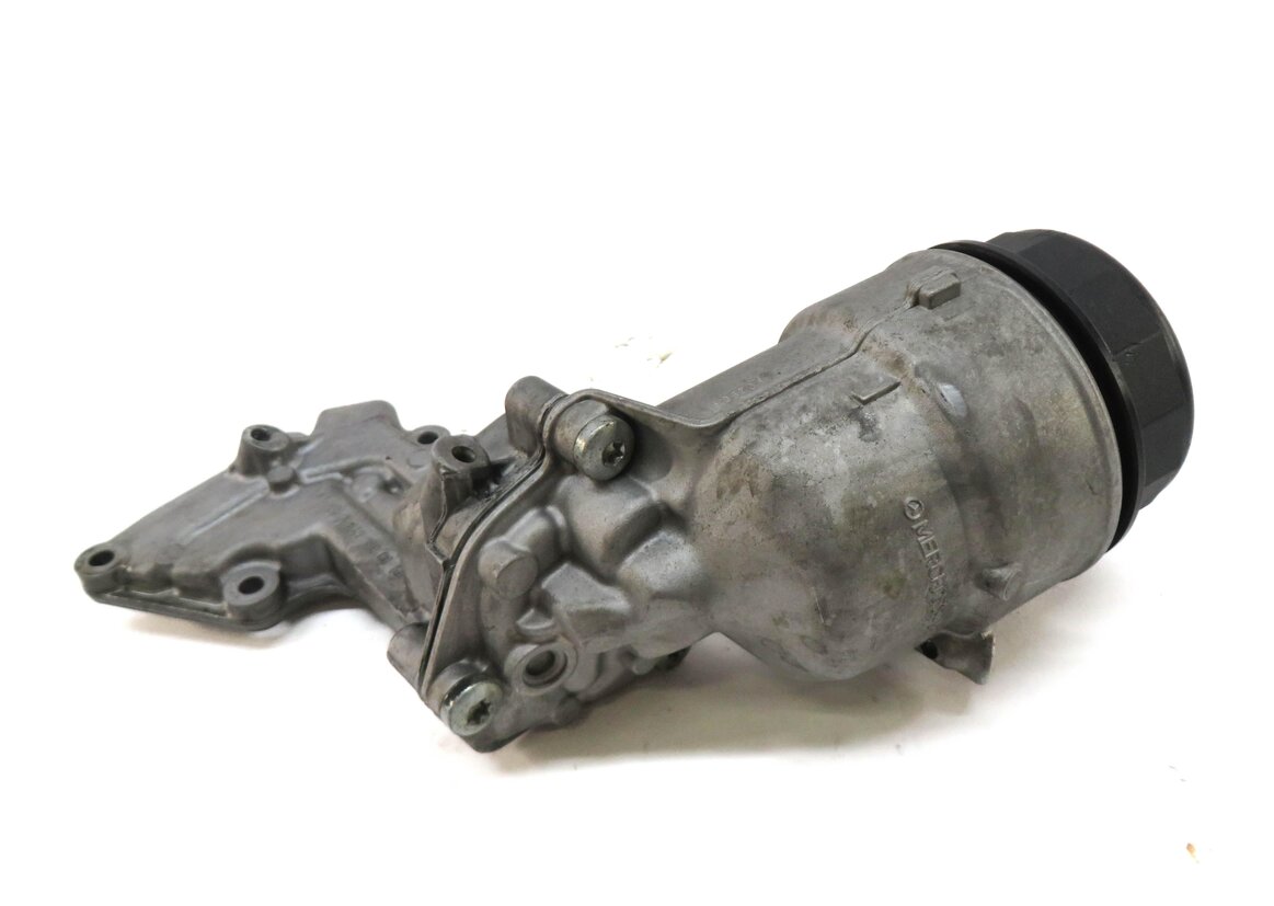 Thumbnail 2: 2010 MERCEDES ML350 (W164) 3.0L OM642 DIESEL ENGINE OIL FILTER HOUSING w/ CAP