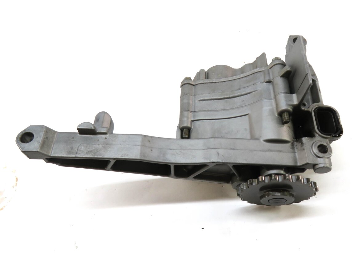 Thumbnail 3: 2010 MERCEDES ML350 (W164) 3.0L OM642 DIESEL ENGINE OIL PUMP