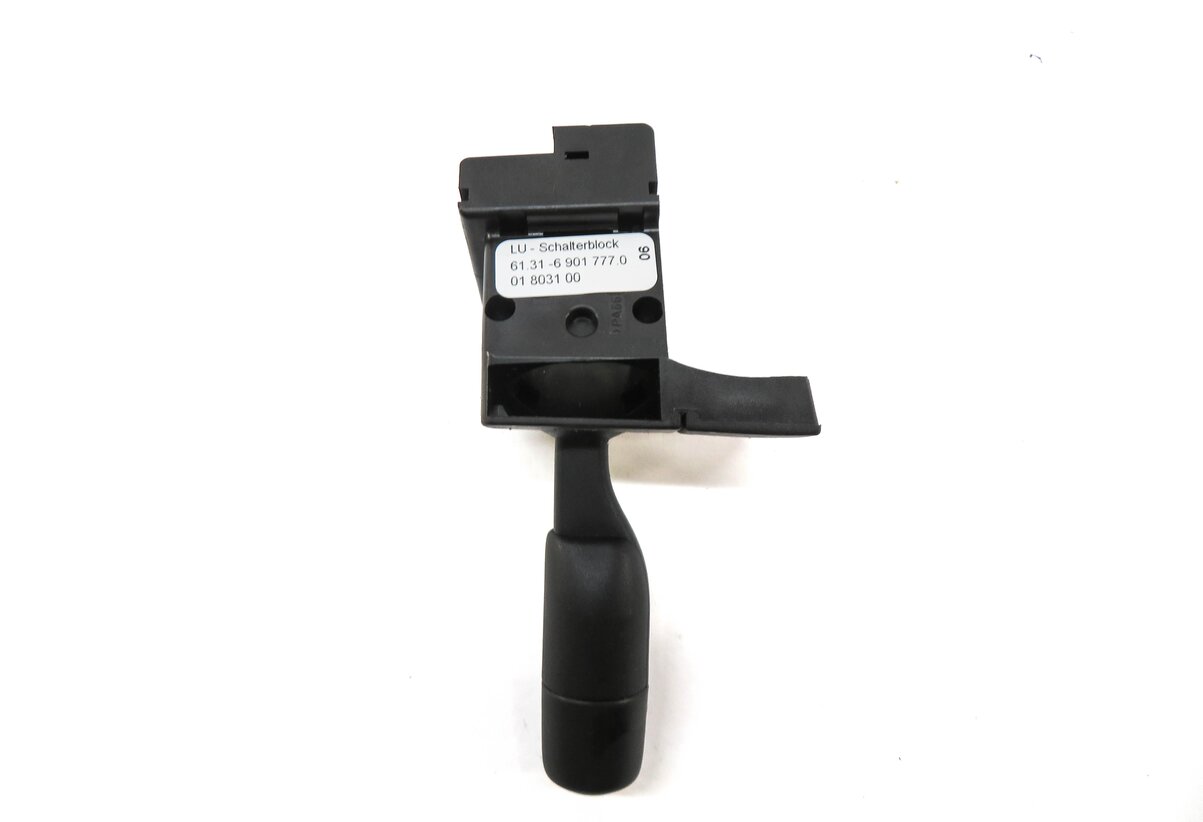 Thumbnail 4: 2006 RANGE ROVER (L322) STEERING COLUMN ADJUSTMENT SWITCH w/ HEATED WHEEL
