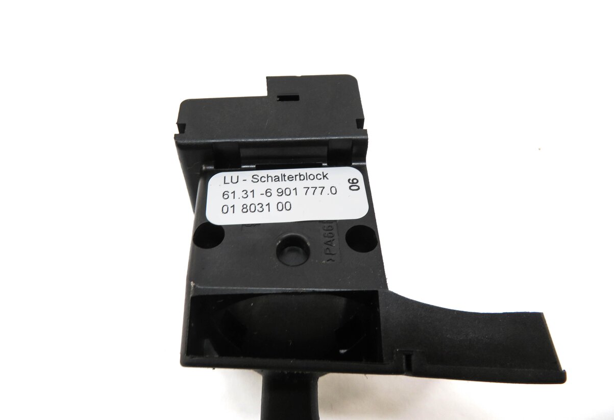 Thumbnail 5: 2006 RANGE ROVER (L322) STEERING COLUMN ADJUSTMENT SWITCH w/ HEATED WHEEL