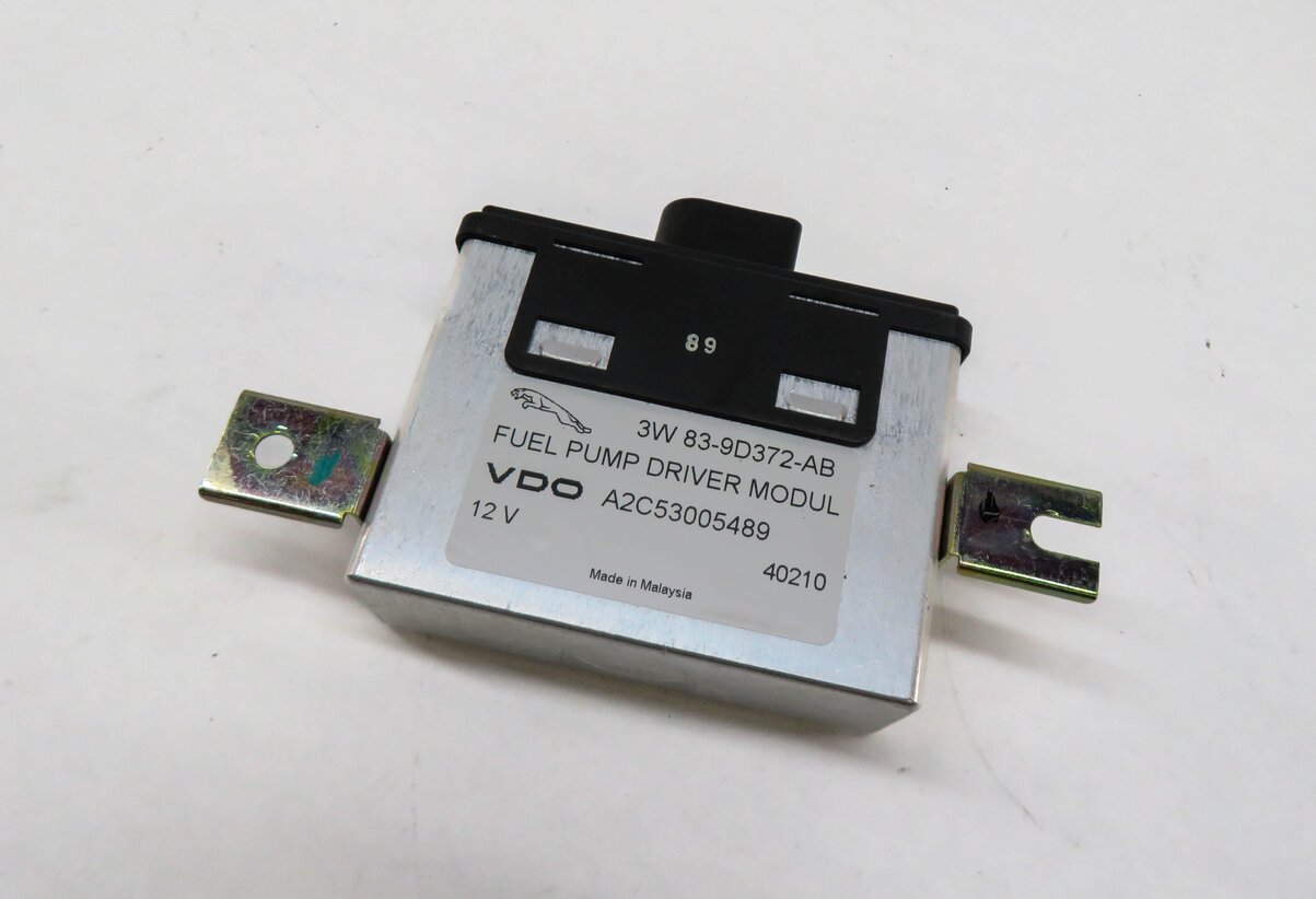 06-09 RANGE ROVER SPORT (L320 L322) 4.2L SUPERCHARGED - FUEL PUMP CONTROL MODULE